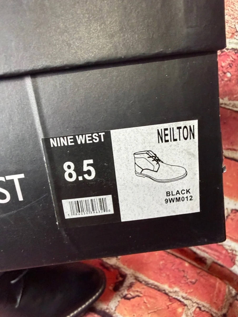 Nine West Black Leather Men's Chukka Boots size 8.5 new with tags